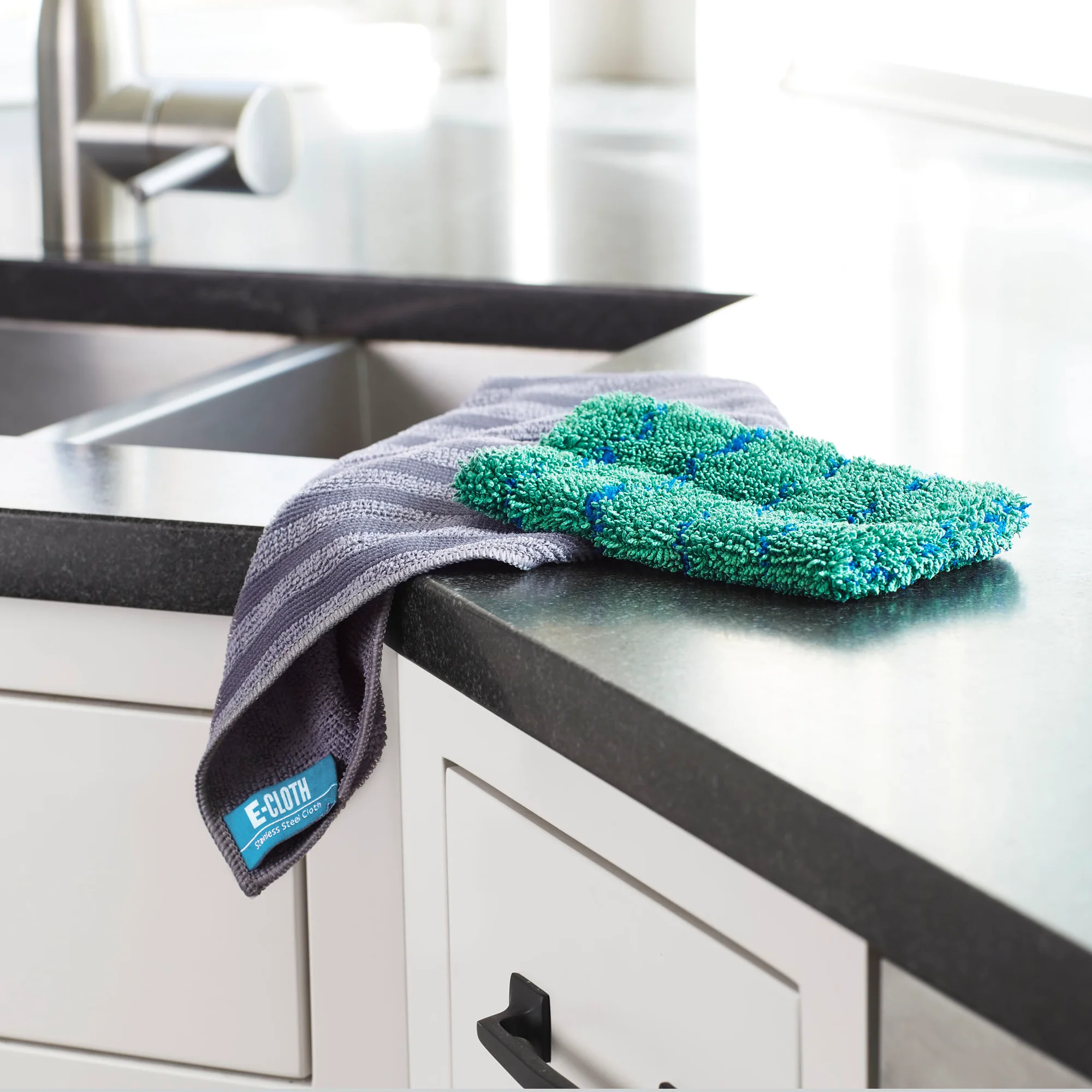 Kitchen Dynamo Microfiber Scrubber - Image 3