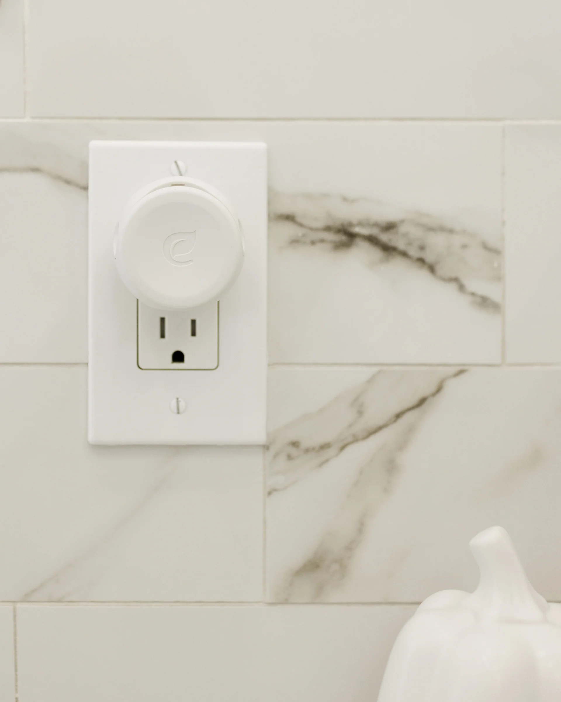 Plug-in Air Freshener Refill - Image 43
